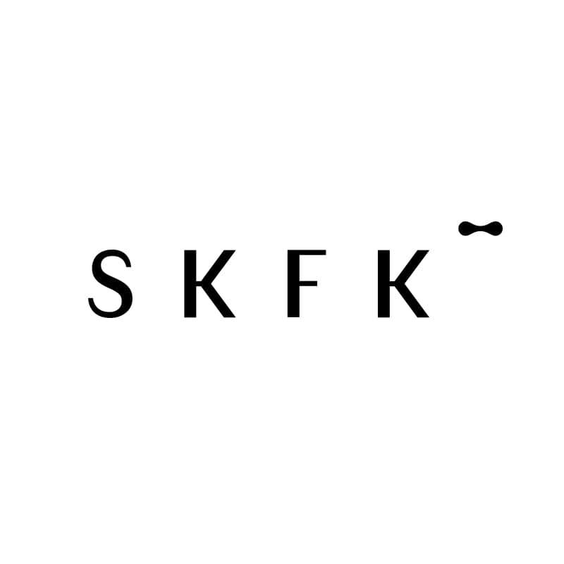 SKFK ( Skunkfunk ) er sjálfbært fatamerki frá Bilbao á Spáni